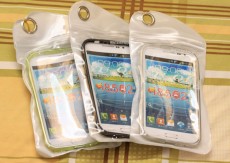 Ốp lưng silicon cho Samsung i8552 + túi chống nước cho điện thoại
